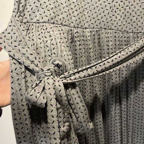 Loft- NWT Gray Print V-Neck Sleeveless Belt Stretch Jersey Pockets Dress- XLP - Picture 5 of 10